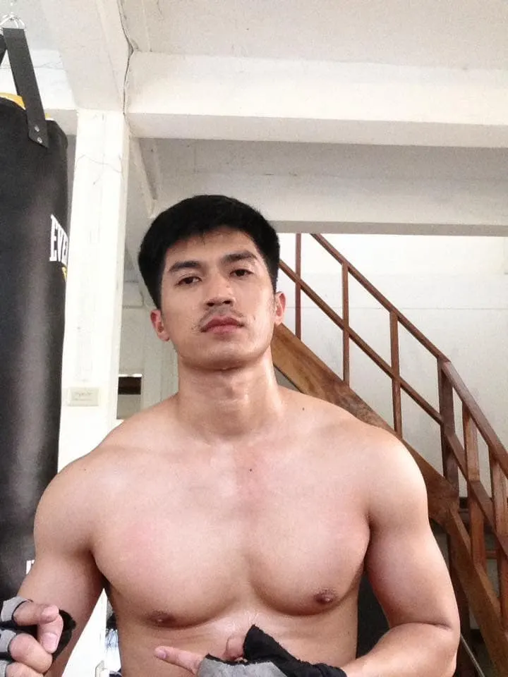 ผัวเขาเราแอบแซ่บ