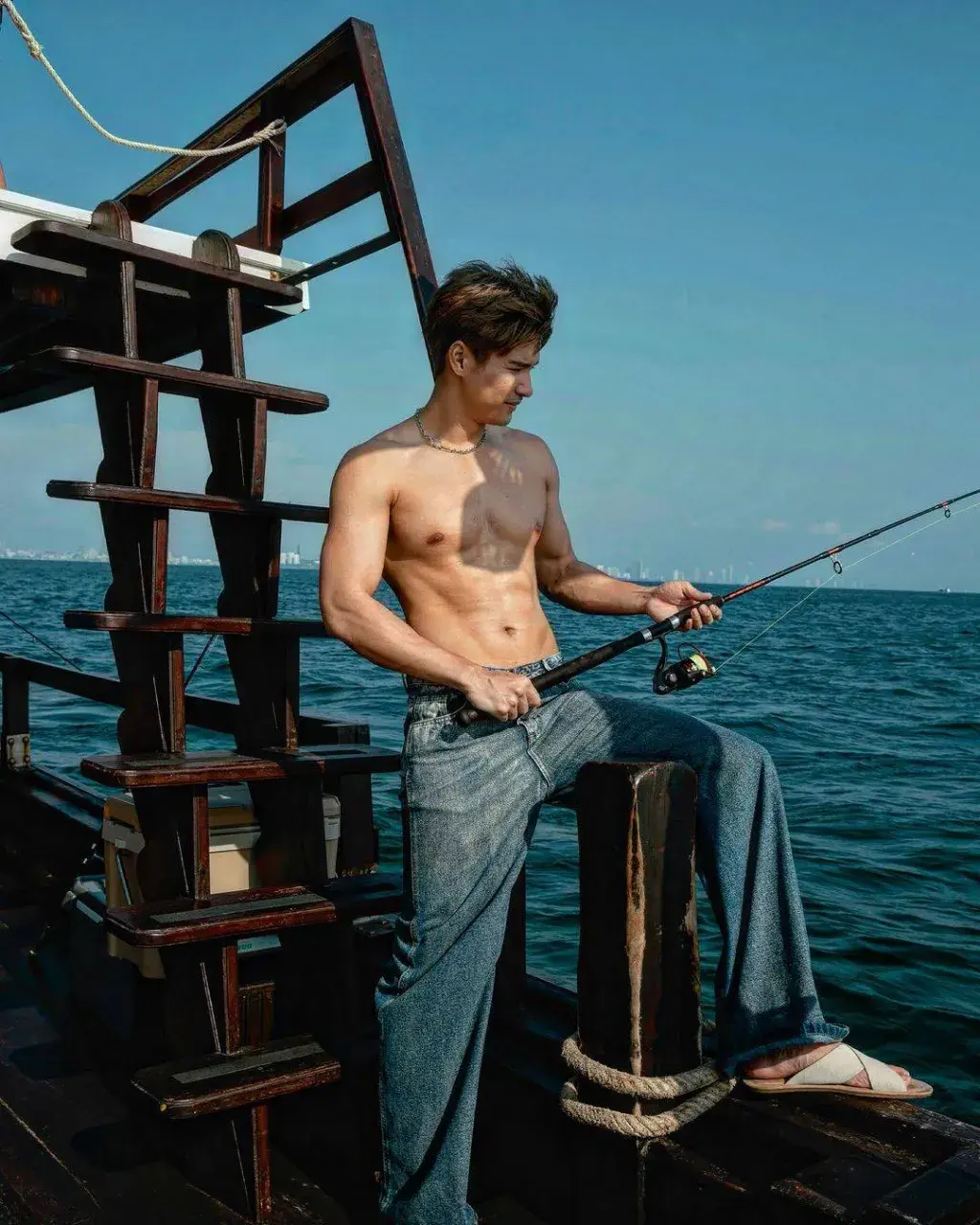 ไมค์แซ่บมาก