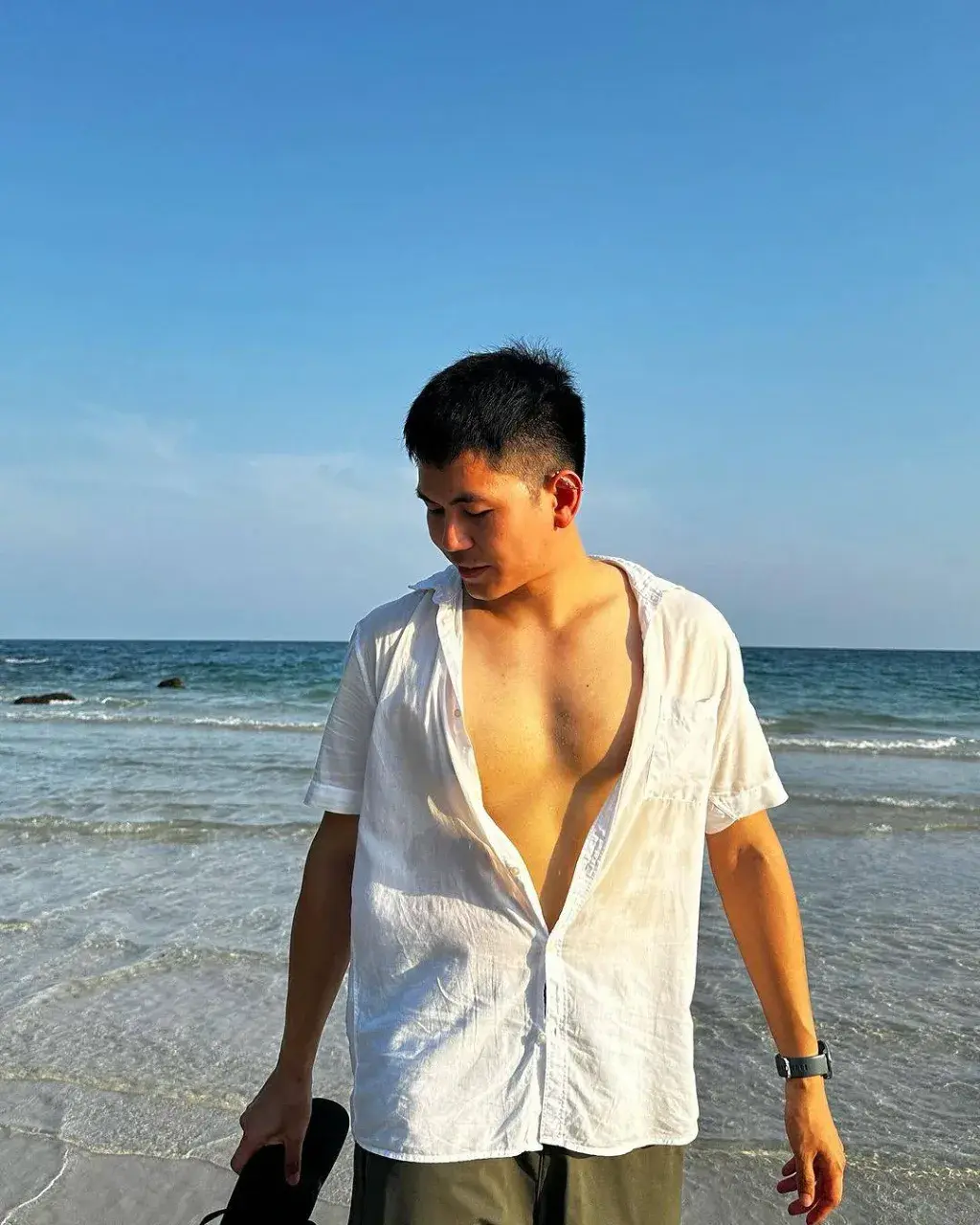 หล่อสดใส