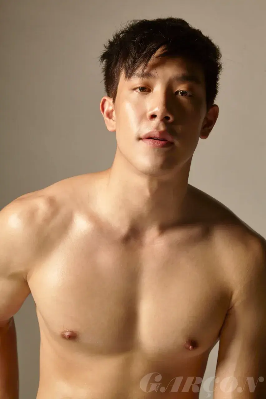 หล่อสดใส