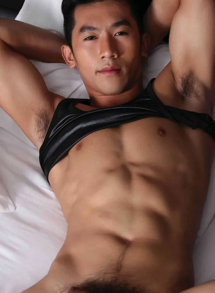 รักแร้หนุ่ม