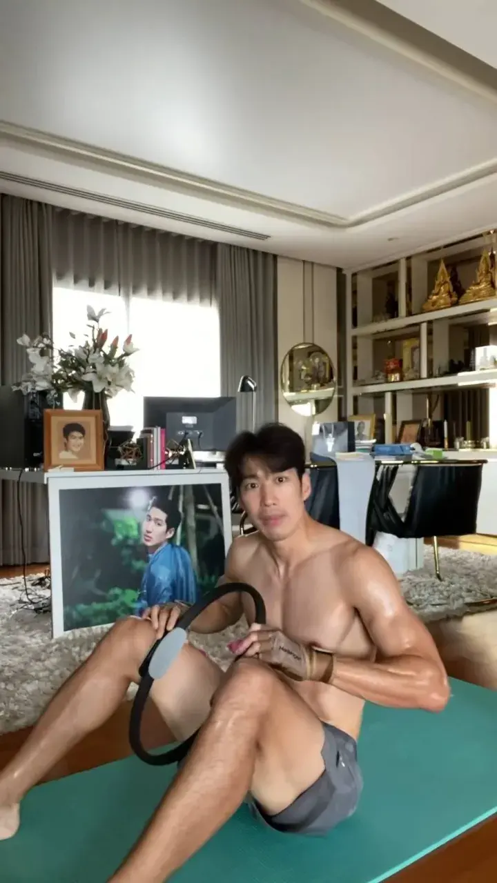 ยอมเป็นน้อยโดยเต็มใจ