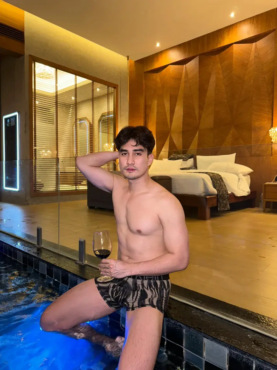 ยอมเป็นน้อยโดยเต็มใจ