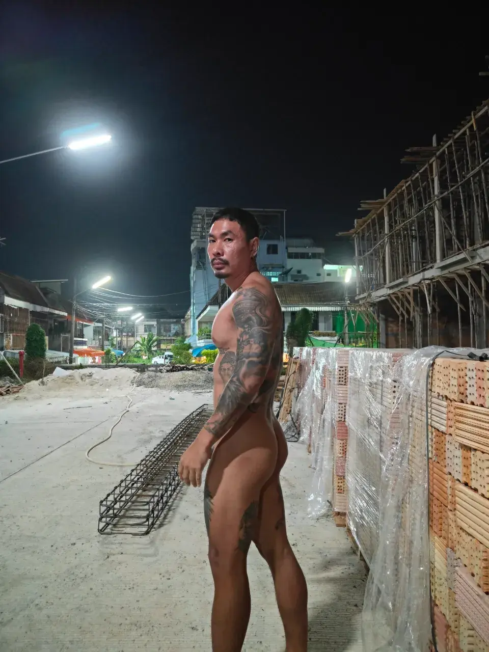 พ่อค้า กกน.งานดี.