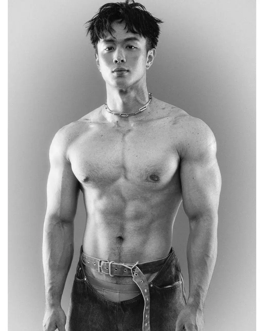 รวมหนุ่มกลัดมัน