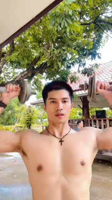 รวมหนุ่มกลัดมัน