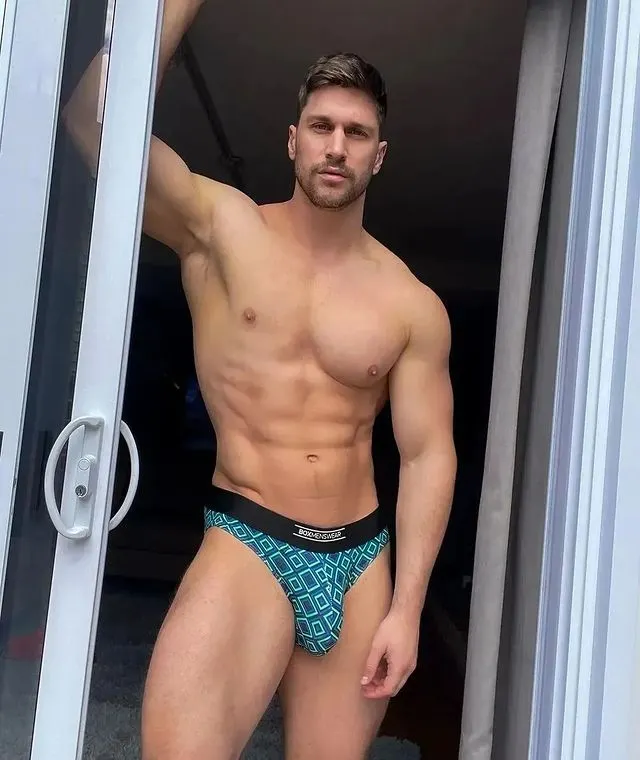 🩲  LINE OpenChat :   Underwear For Men