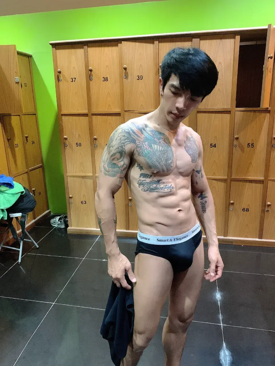 ตาก็จะปรือๆหน่อย