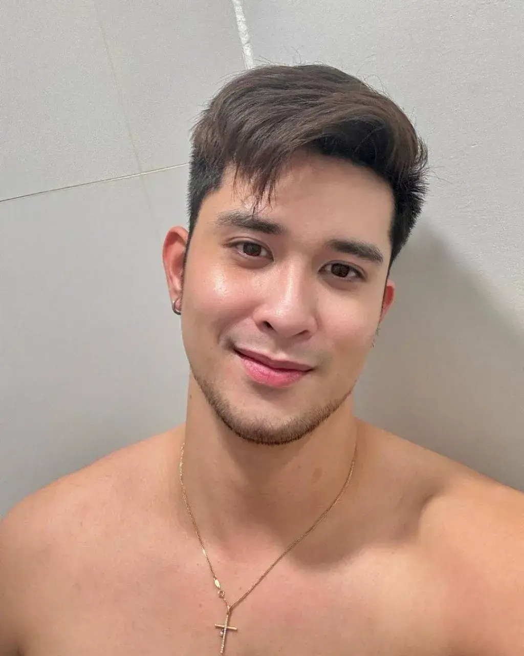 หล่อน่าลิ้มลอง