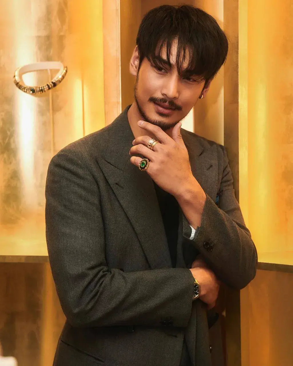 หล่อเข้ม100เม็ด