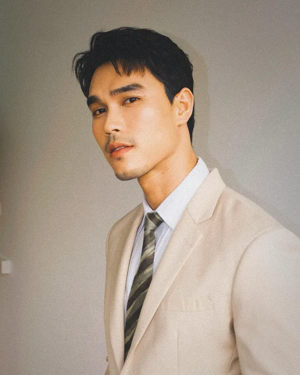 หล่อเข้ม100เม็ด