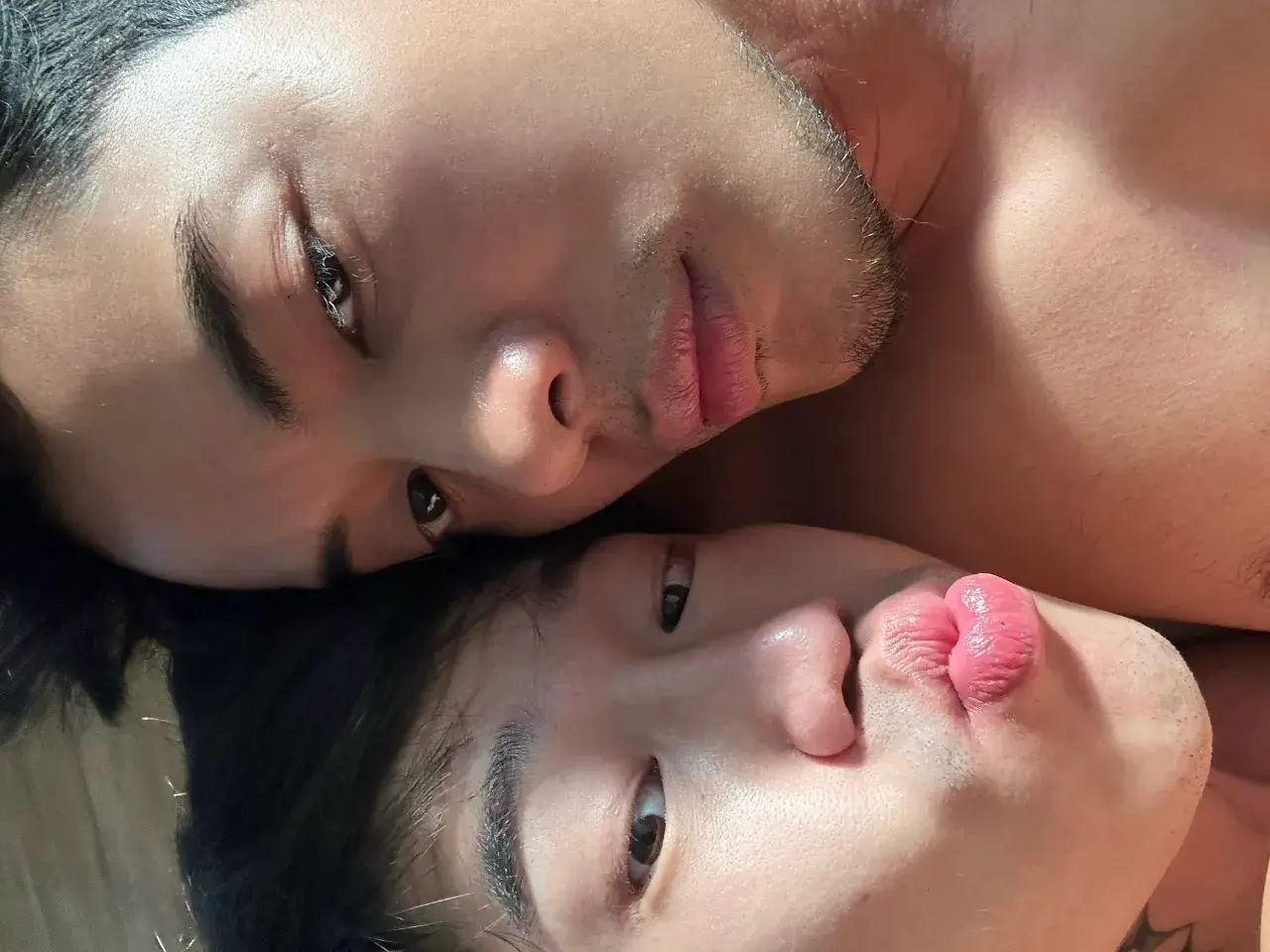 คู่รัก ระบือโลก.