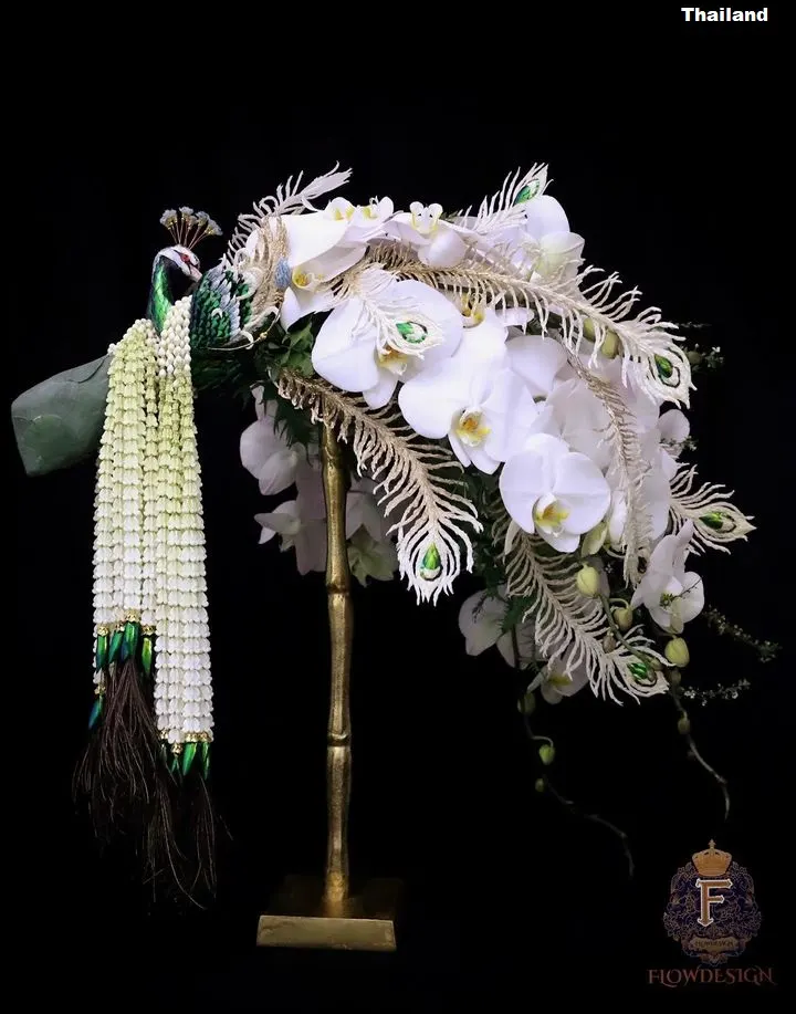 Thai Peacock Bouquet 🇹🇭