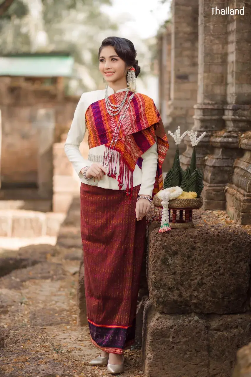 Kuy Ethnic Lady of Thailand 🇹🇭
