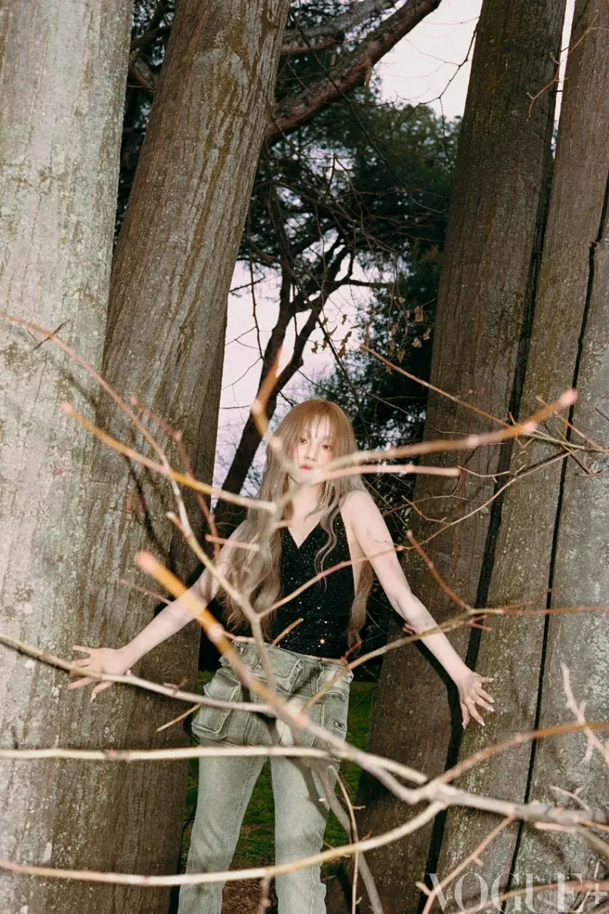(G)I-DLE Yuqi @ VOGUE+China June 2024