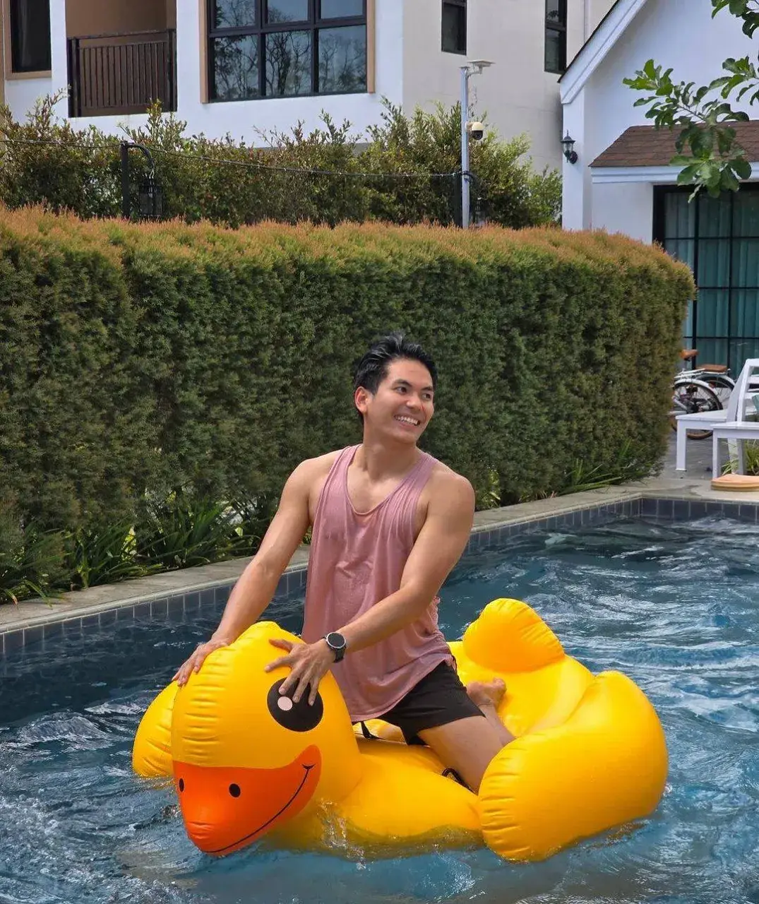 ชวนหลงไหล