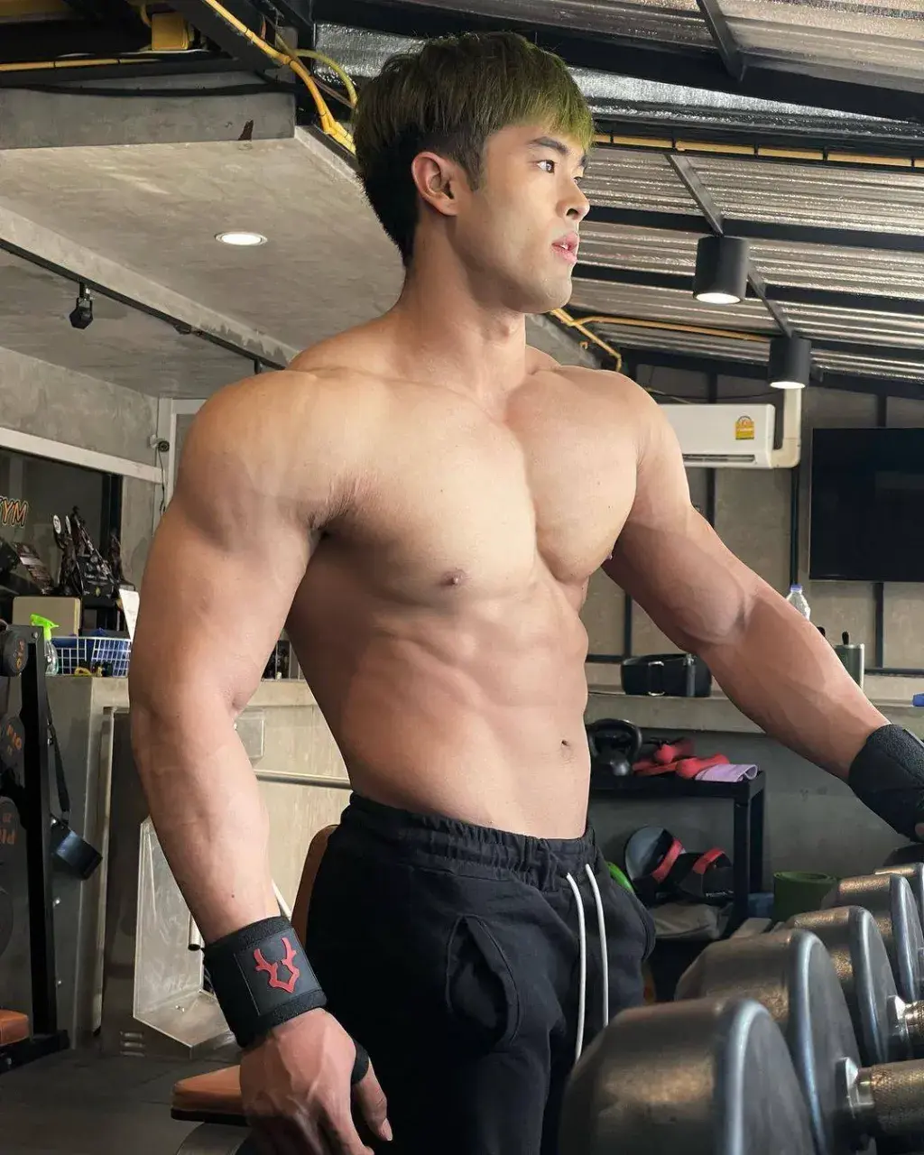 ชวนหลงไหล