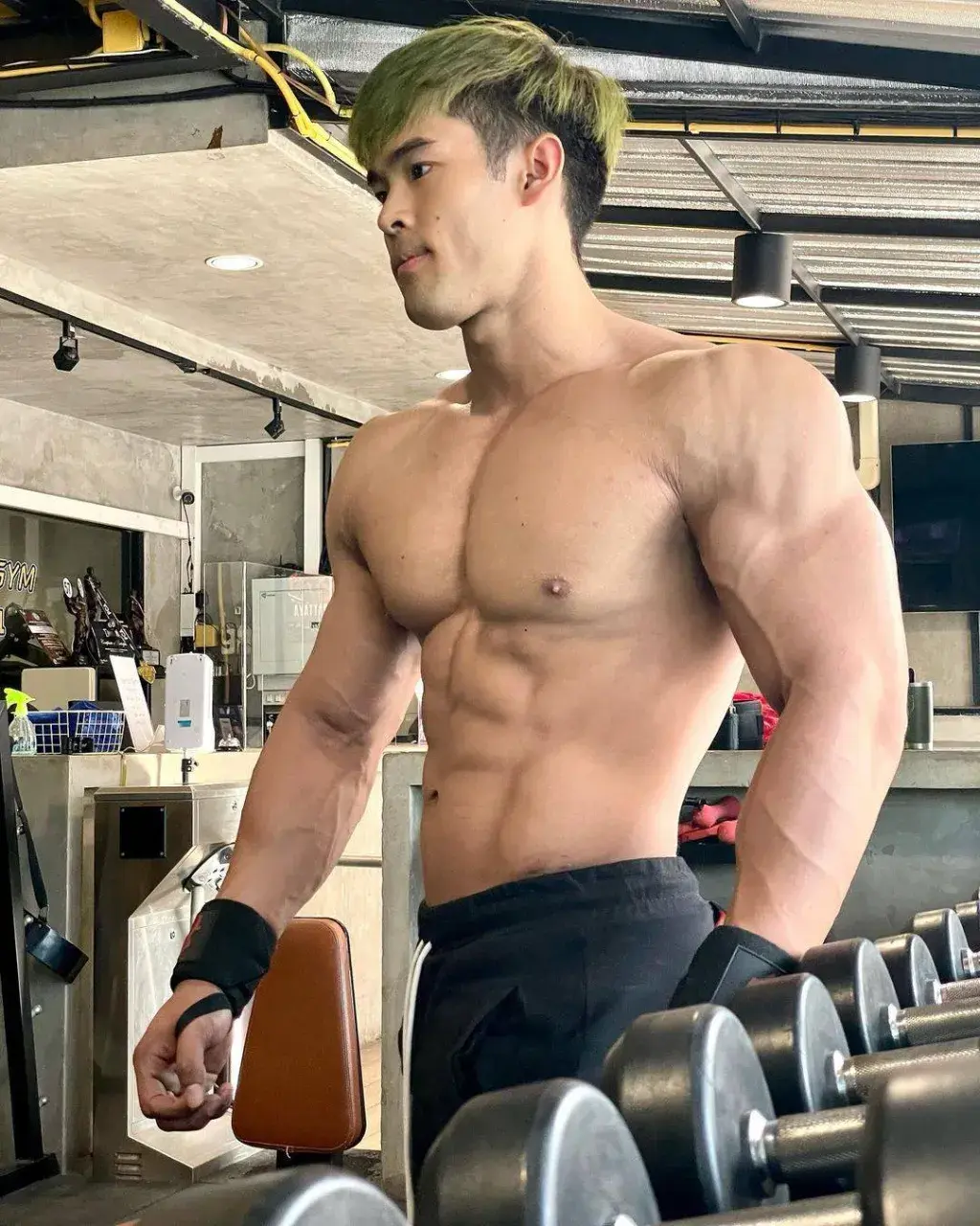 ชวนหลงไหล