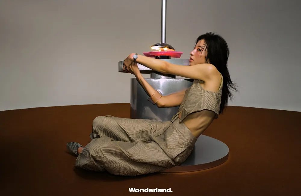 Zhou Yutong @ Wonderland China May 2024