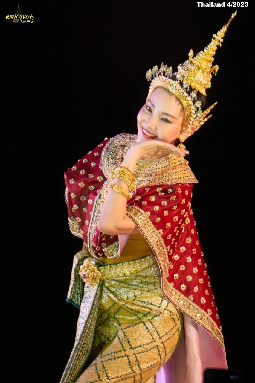 Nune Woranuch in Sita Thai Khon Dance Costume 🇹🇭