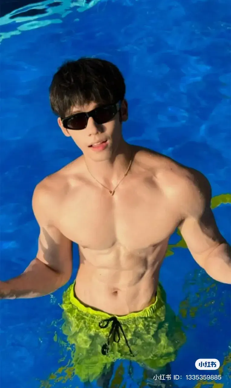 หล่อบ้างน่ารักบ้าง ๘๔