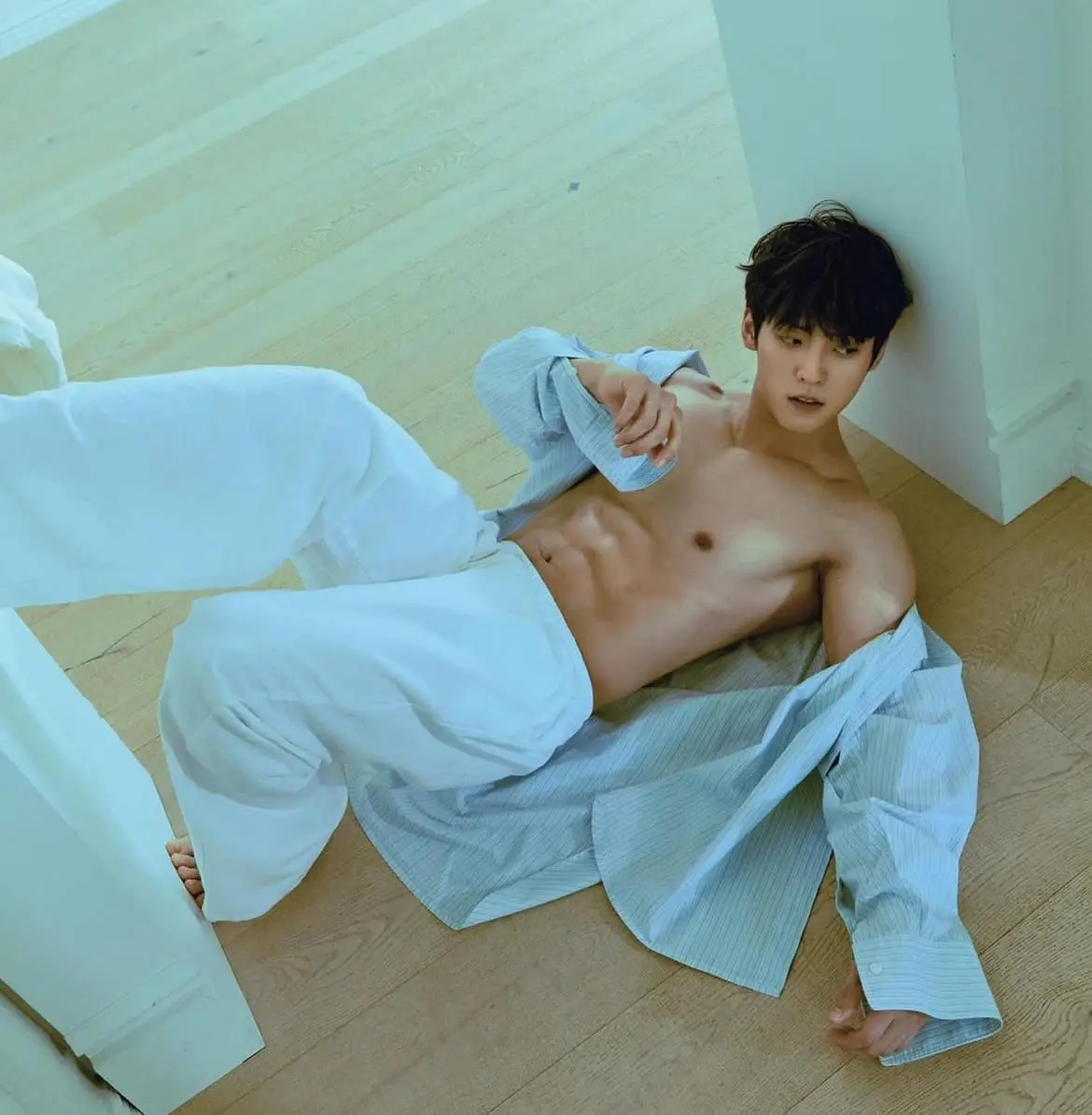 หล่อบ้างน่ารักบ้าง ๘๔