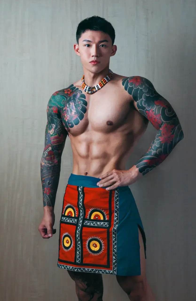 พระเอก คลิปXXX จากไต้หวัน.