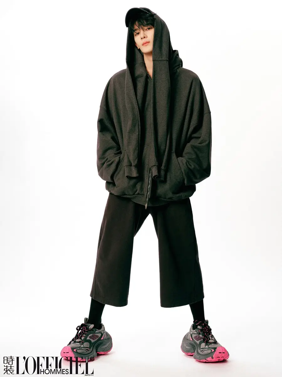 Xia Zhiguang @ L&rsquo;Officiel Hommes China July 2024