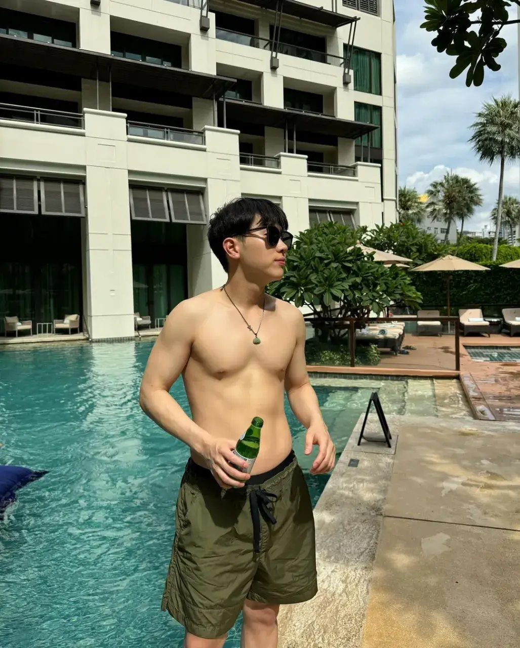 นัท อภิวิชญ์ เอกธาราวงศ์