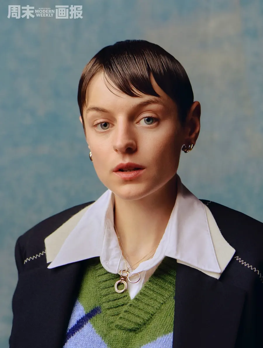 Emma Corrin @ Modern Weekly STYLE China August 2024