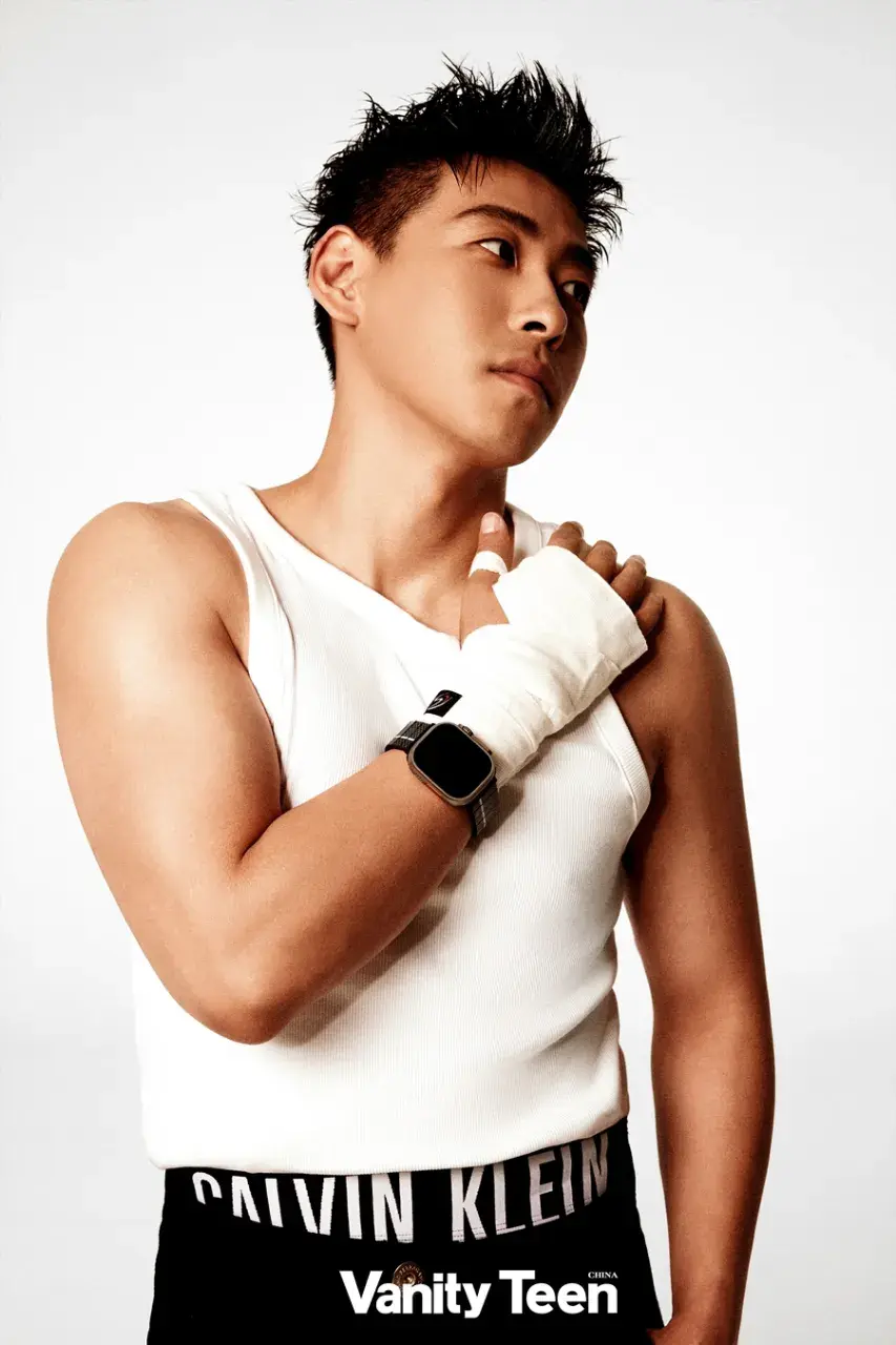 Ling Zhi @ VanityTeen China July 2024