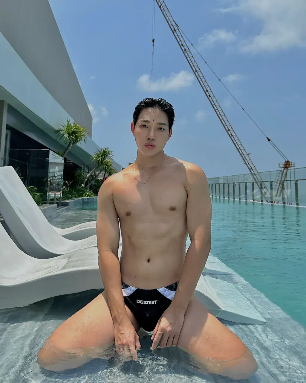 เช็กเรตติ้ง หนุ่มน้อยเวียดนาม.