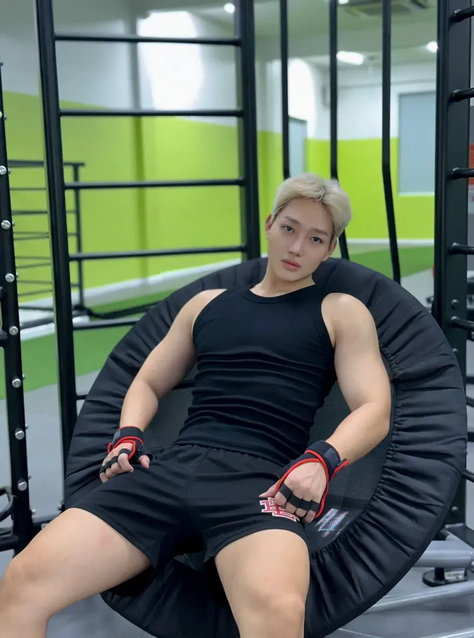 เช็กเรตติ้ง หนุ่มน้อยเวียดนาม.