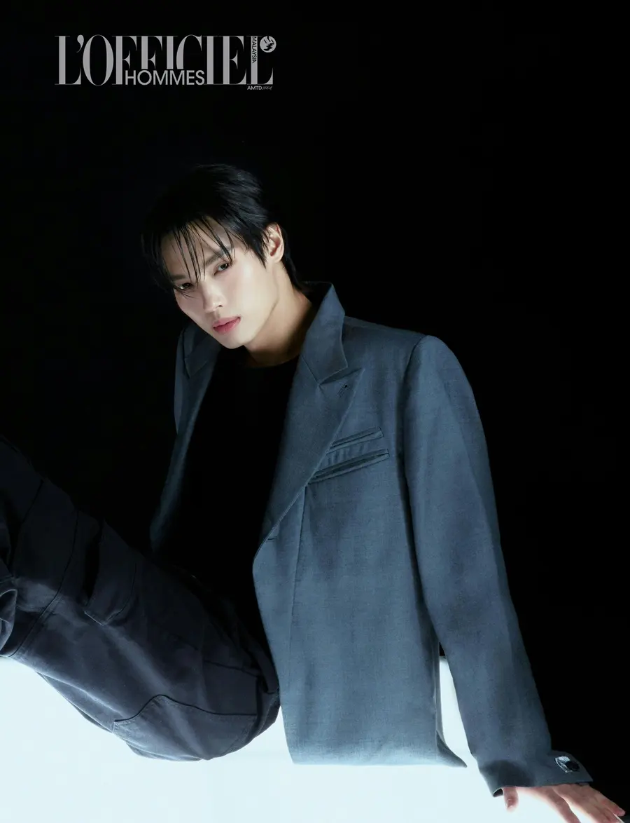วิน-เมธวิน @ L&rsquo;Officiel Hommes Singapore-Malaysia August 2024