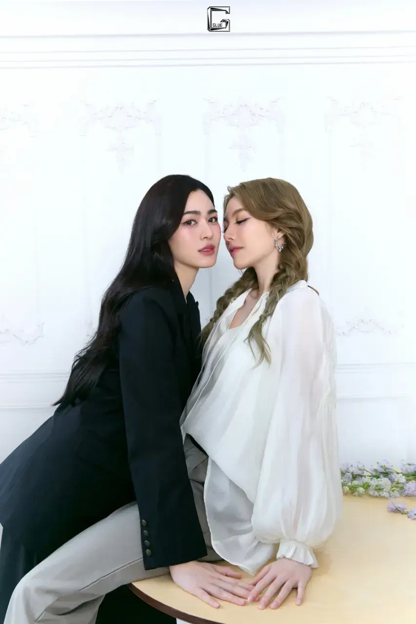 หลิงหลิง-ศิริลักษณ์ คอง & ออม กรณ์นภัส @ GLUE China August 2024