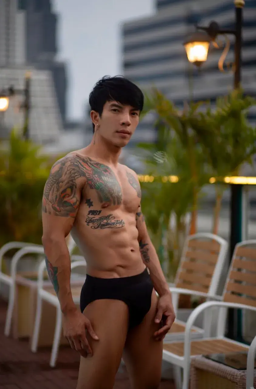 หนุ่ม สายยั่ว 003.