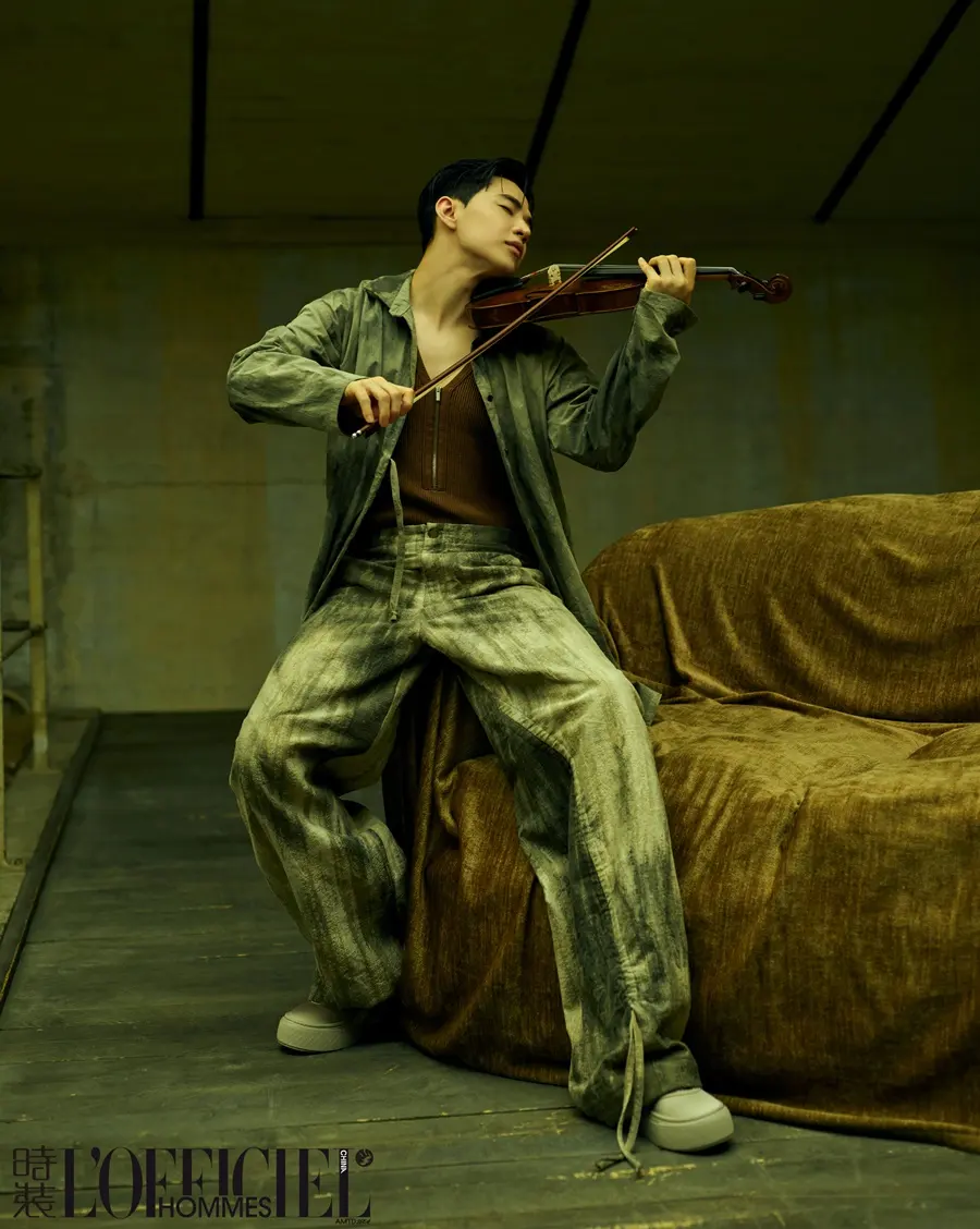 Henry Lau @ L&rsquo;Officiel Hommes China September 2024