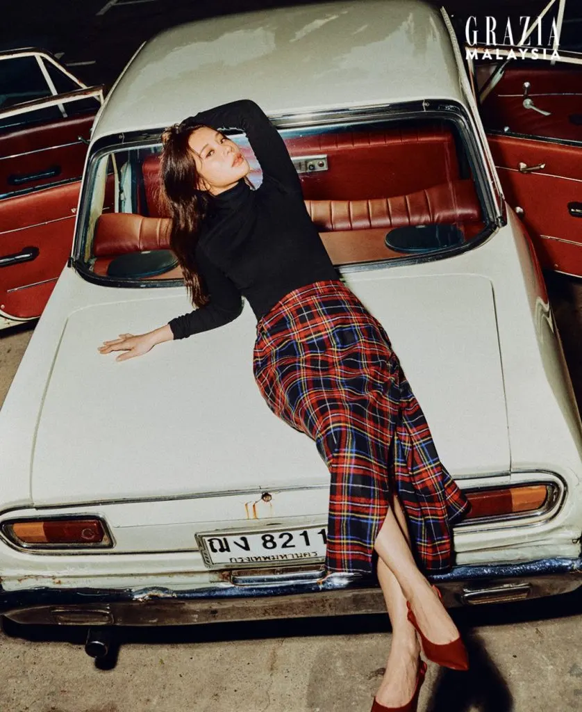 เก้า สุภัสสรา @ GRAZIA Malaysia December 2024-January 2025