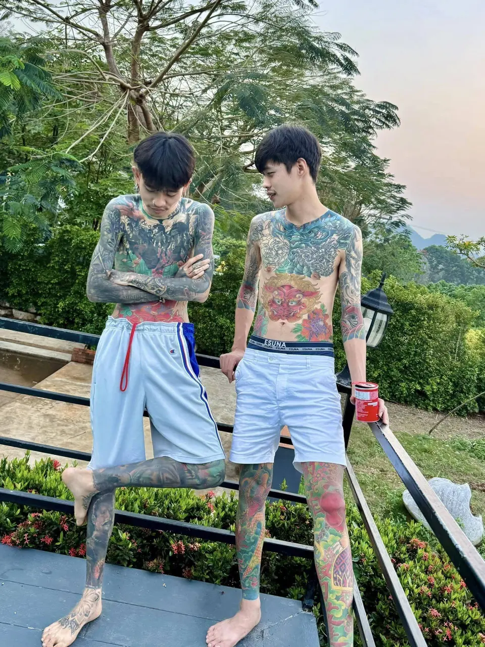 ผู้บ่าวสักลาย