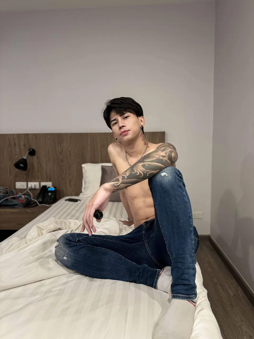 ผู้บ่าวสักลาย