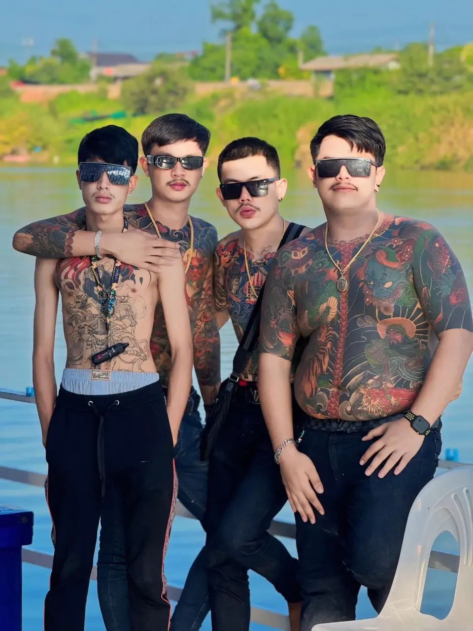 ผู้บ่าวสักลาย