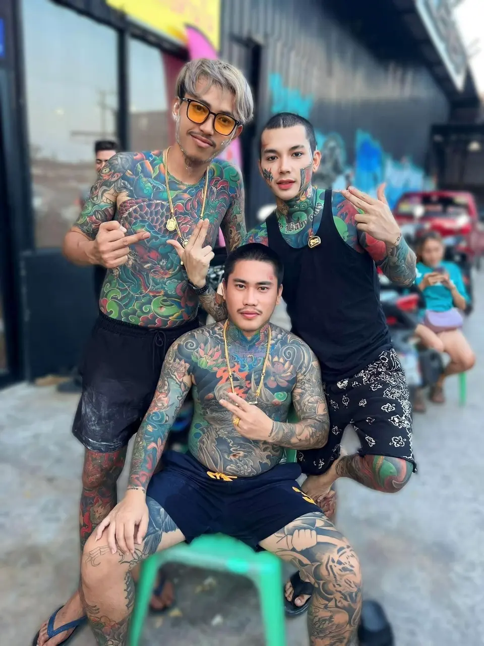 ผู้บ่าวสักลาย