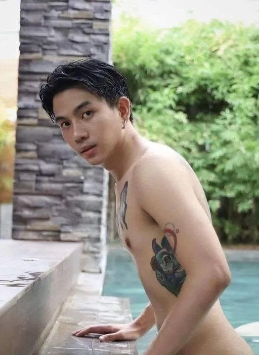 ผู้บ่าวสักลาย