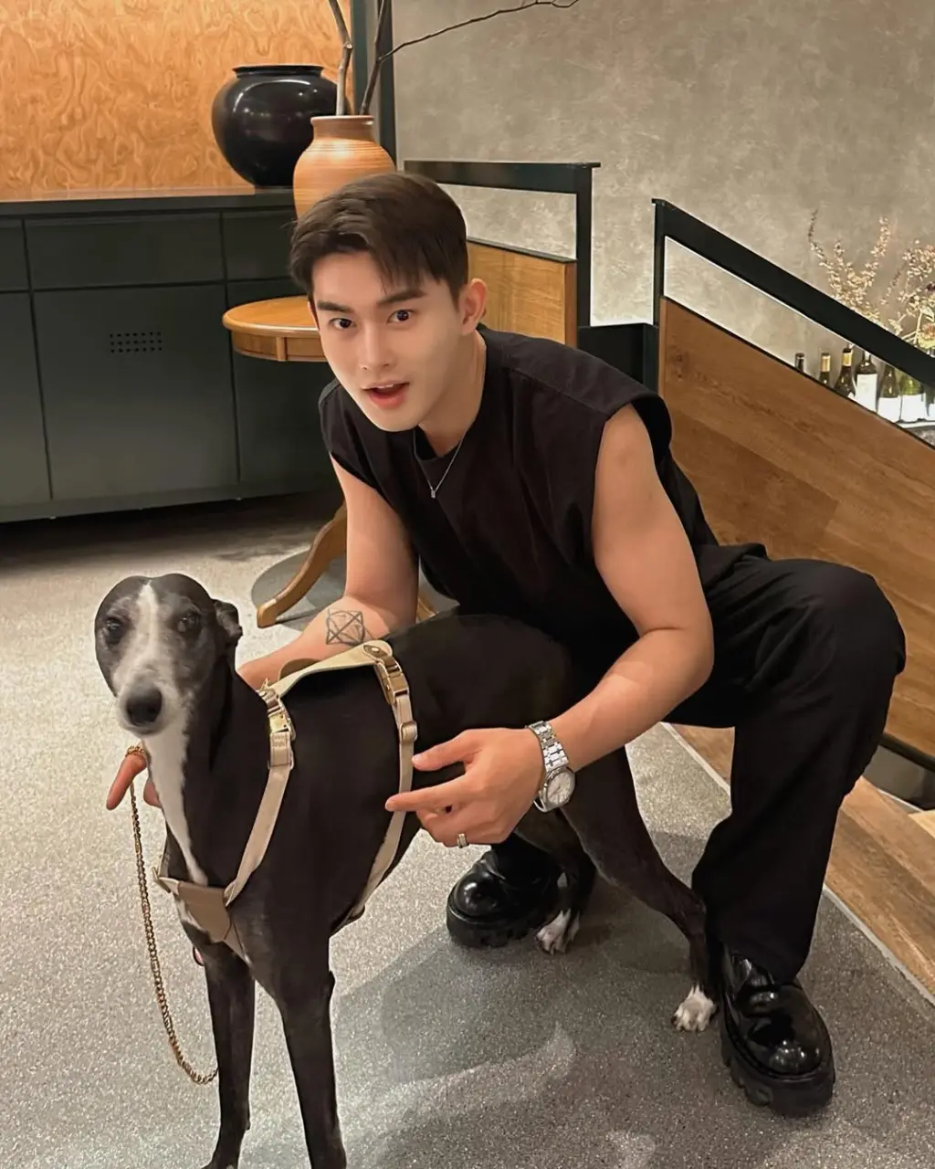 Cool and cute guy : Huyve_seo