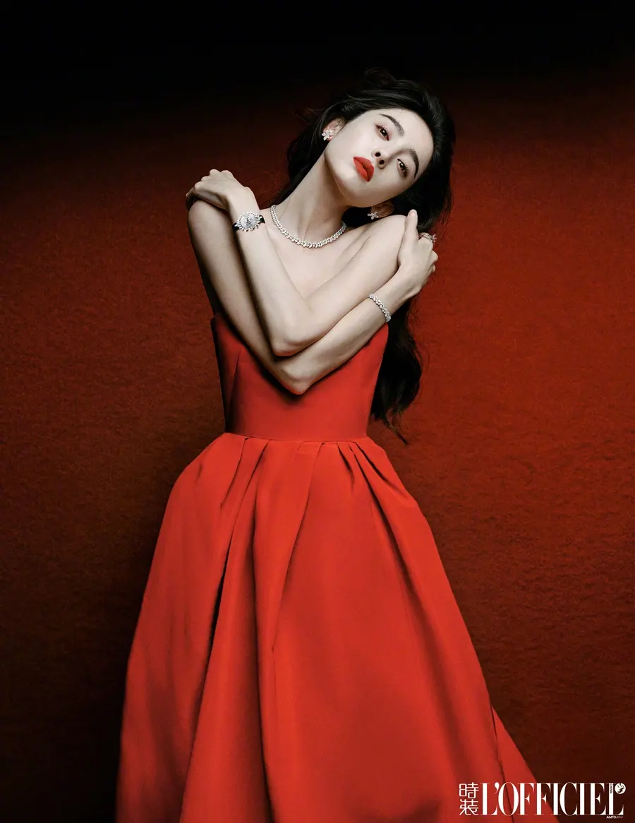 Nazha @ L&rsquo;OFFICIEL China December 2024
