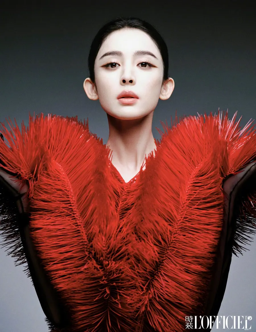 Nazha @ L&rsquo;OFFICIEL China December 2024