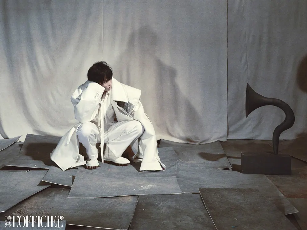 Liu Yuxin @ L&rsquo;OFFICIEL China December 2024