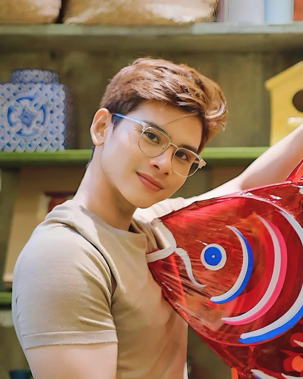 Cute Guy : Hồng H&agrave; Nguyễn