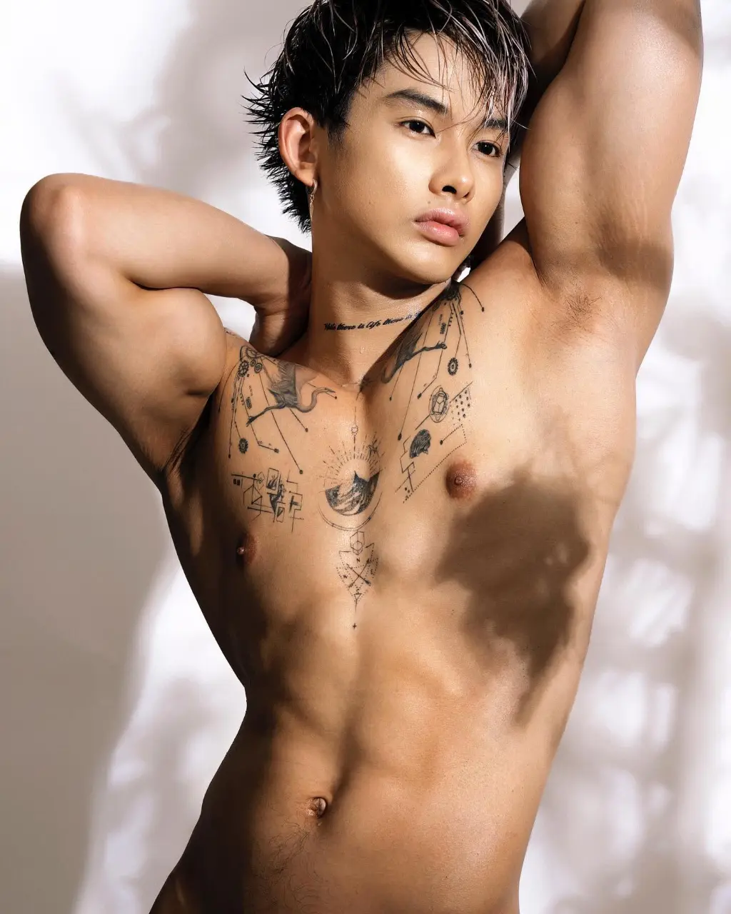 Cool and cute guy : Nhật Thi&ecirc;n