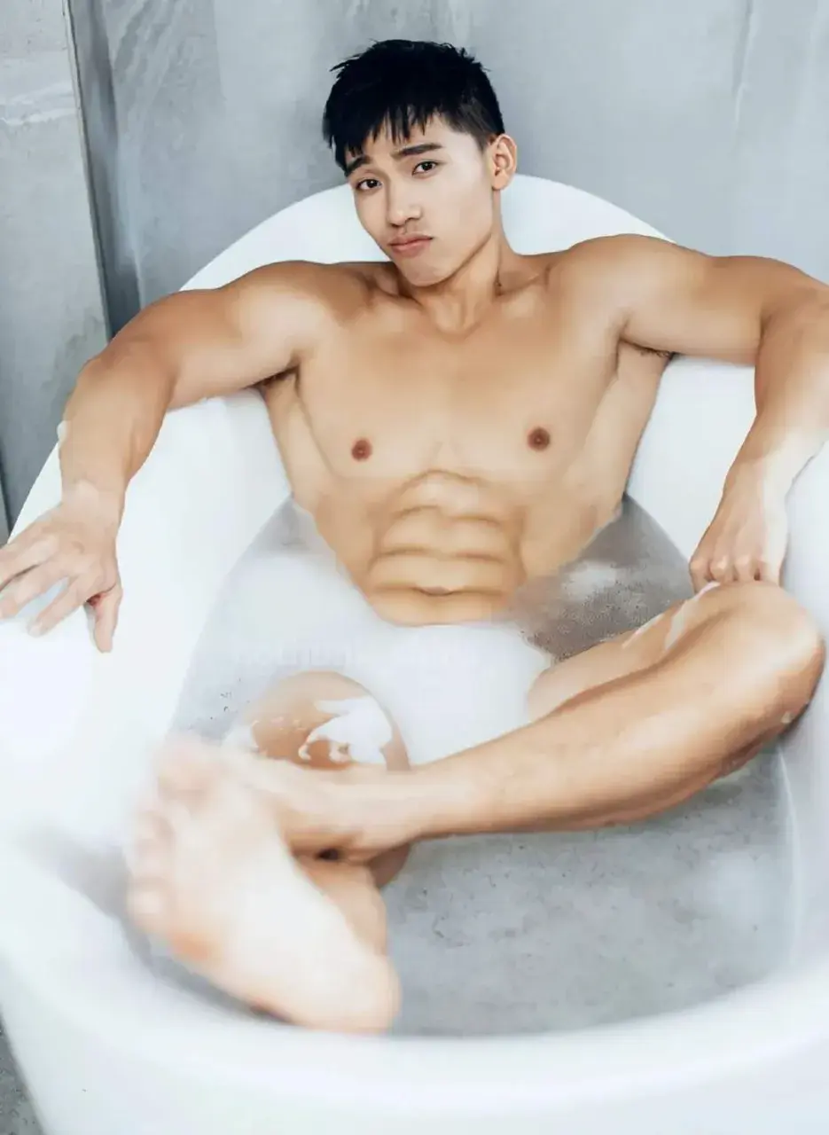 หนุ่ม..ลงอ่าง